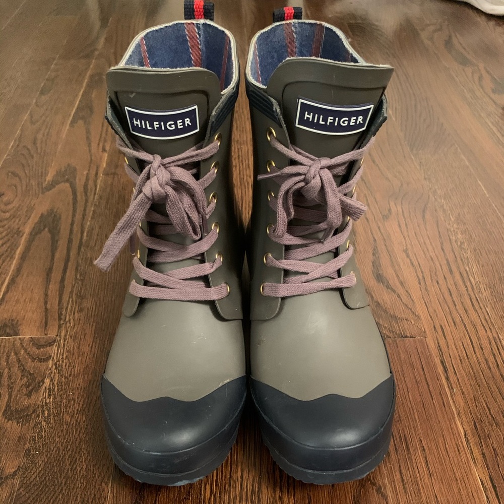Tommy Hilfiger rain boots